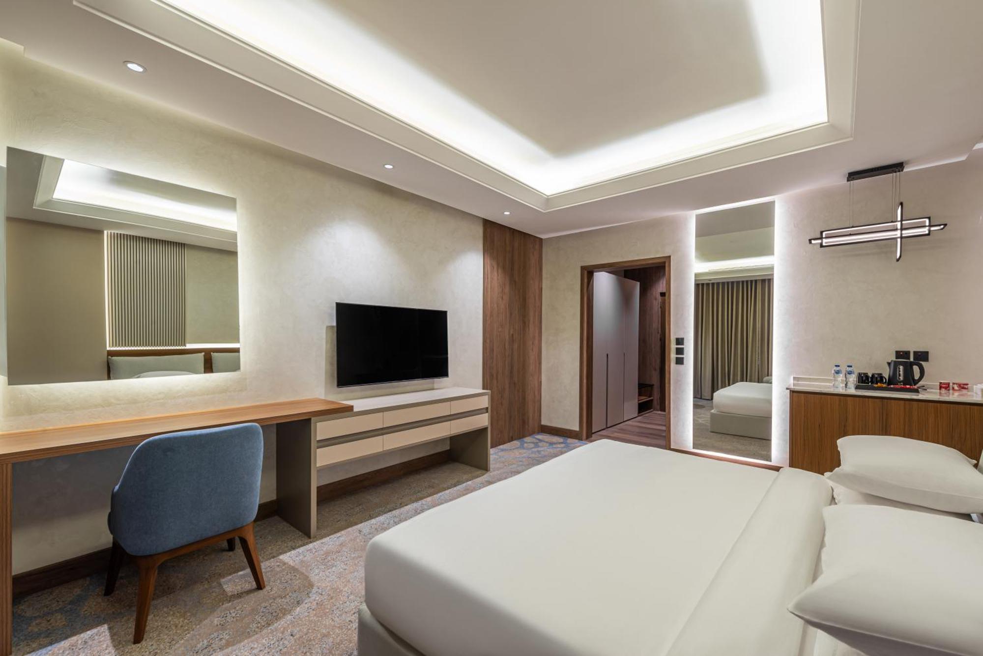 Voyage Hotel & Suites Riaad Buitenkant foto