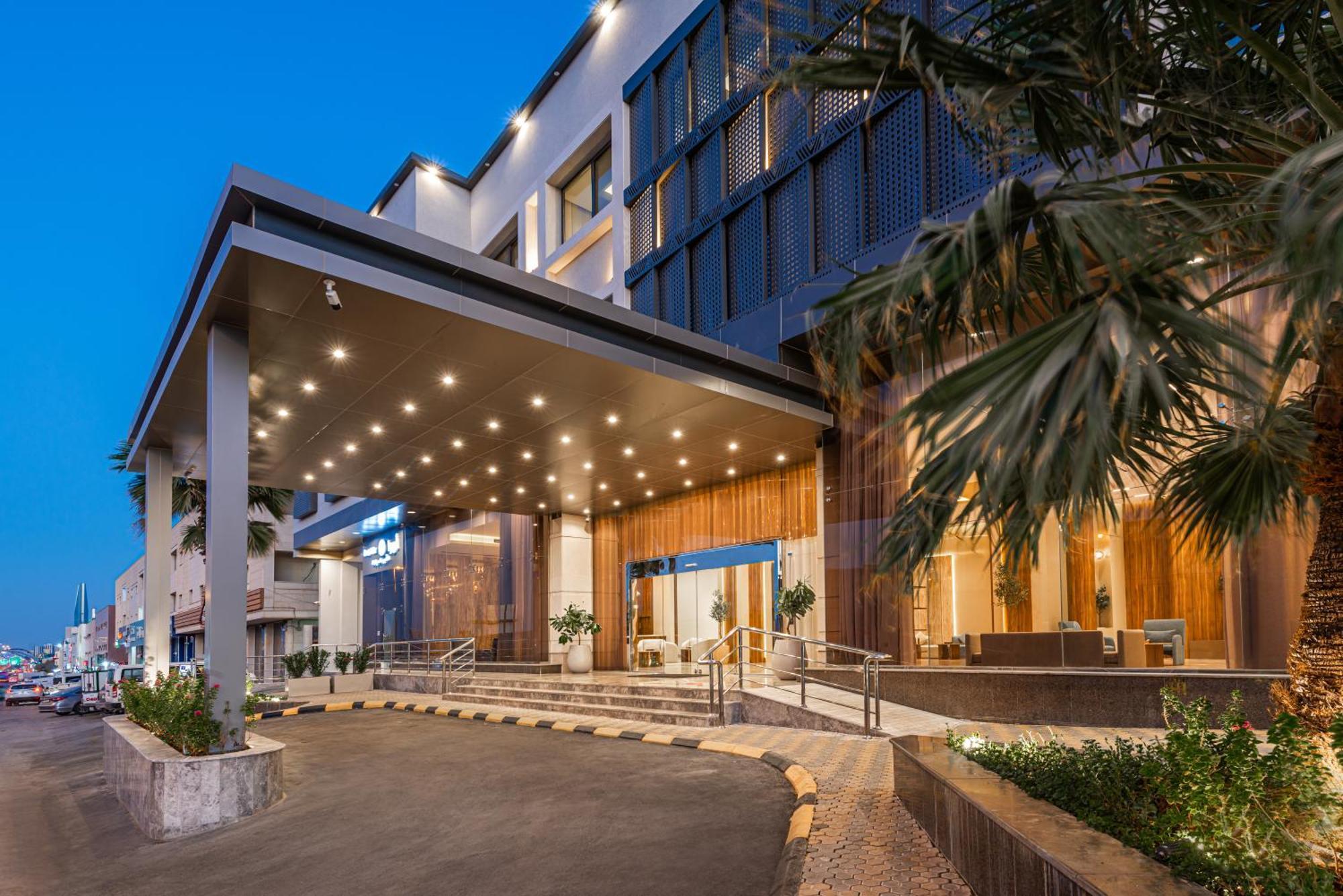 Voyage Hotel & Suites Riaad Buitenkant foto