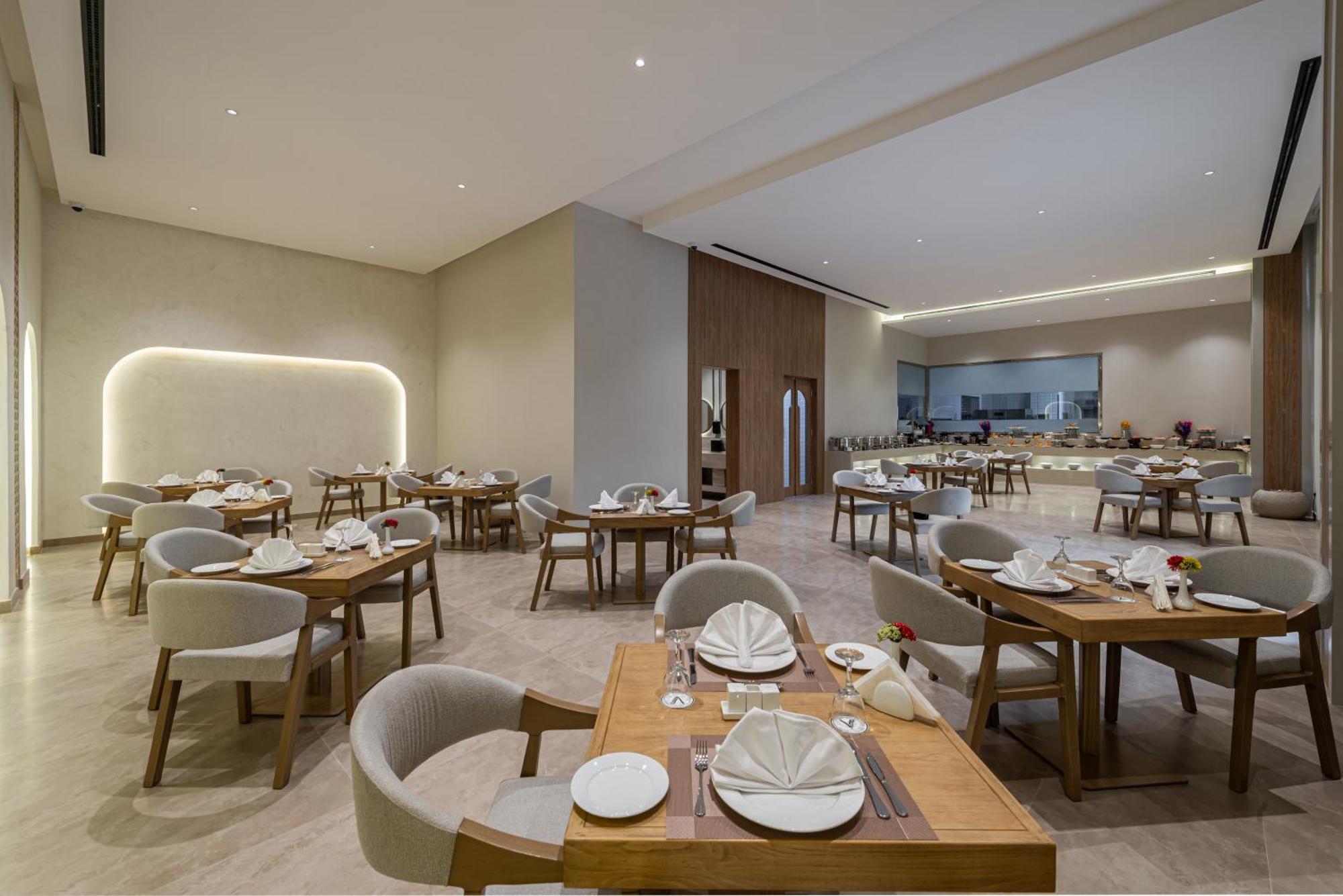 Voyage Hotel & Suites Riaad Buitenkant foto